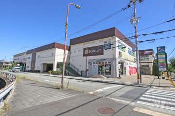 トナリエ清和台