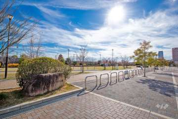 健都レールサイド公園