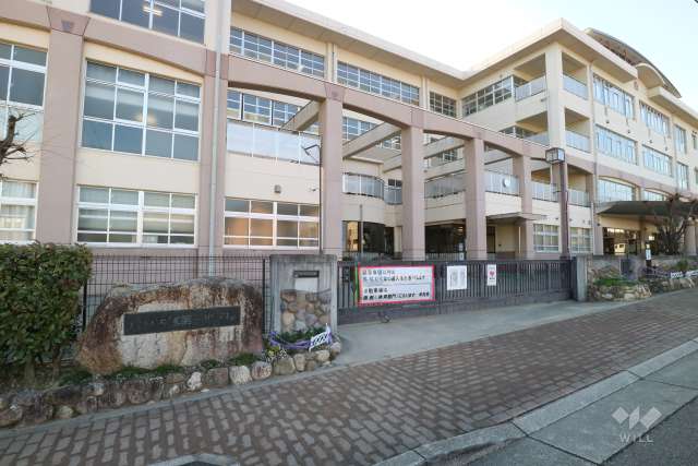 宝塚第一小学校