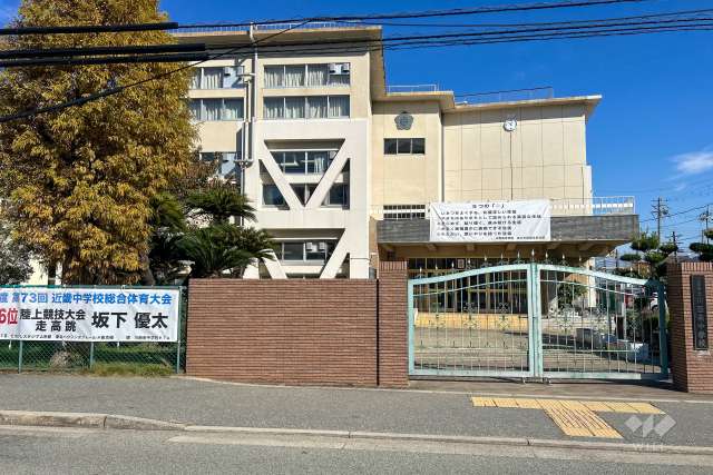 川西南中学校