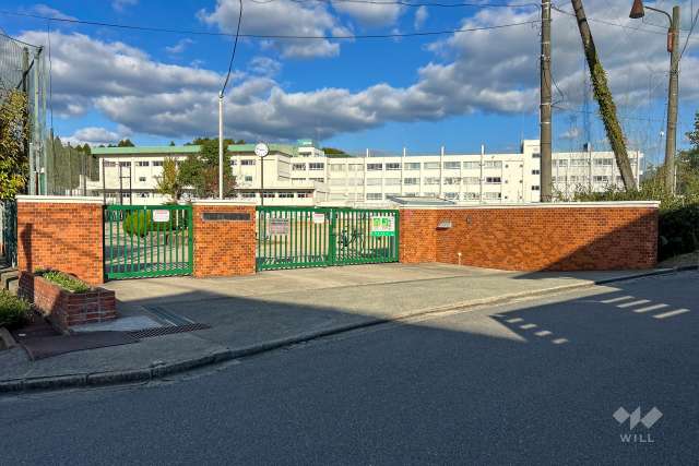 緑台中学校