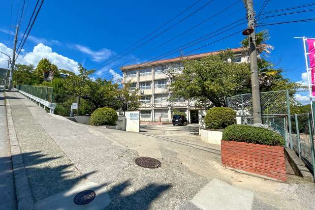苦楽園小学校
