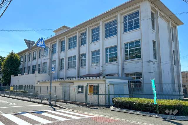 長洲小学校