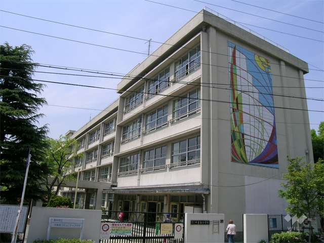 中豊島小学校