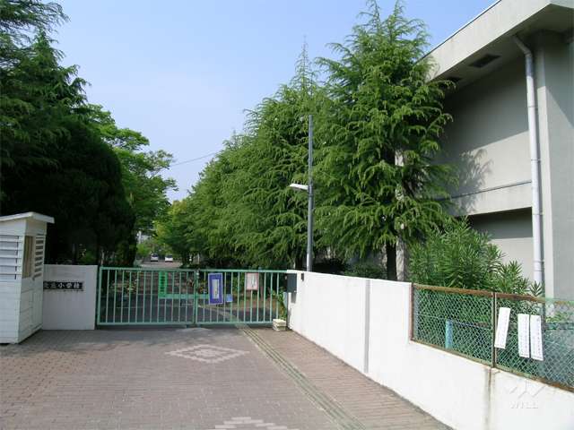 北丘小学校