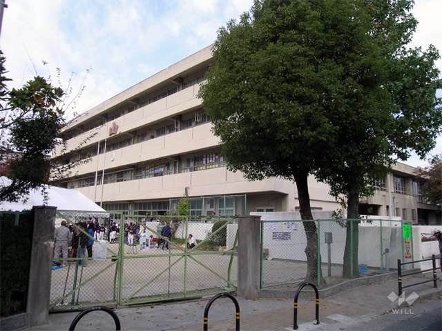 山手小学校