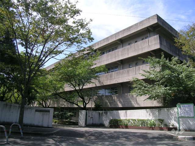 北山田小学校