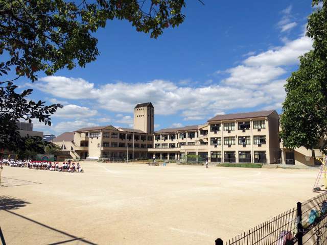 向洋小学校