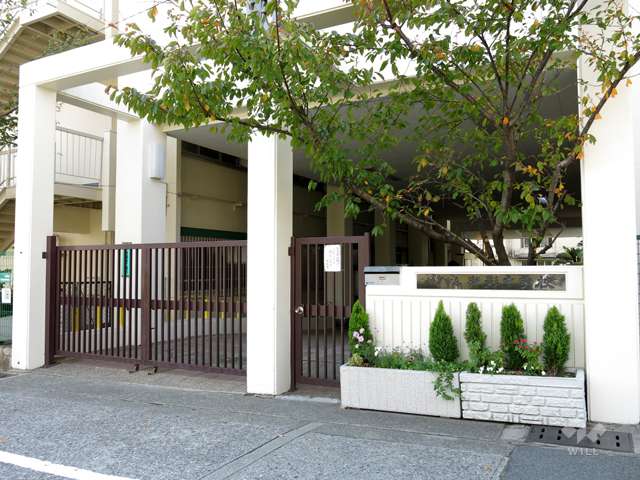 御影小学校