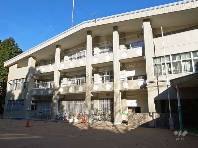 六甲山小学校