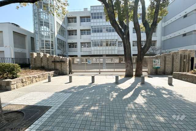 難波の梅小学校