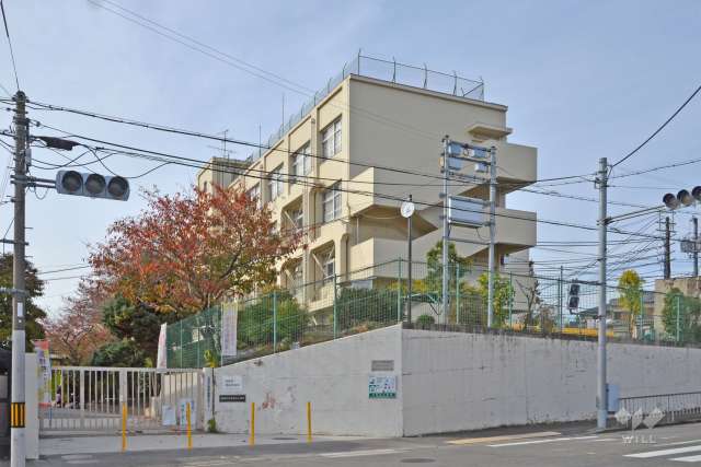 日吉台小学校