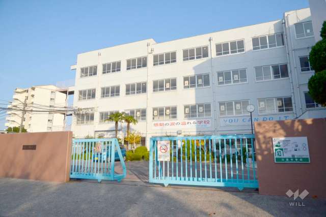 川西中学校