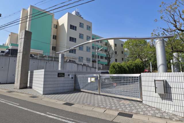 上社小学校
