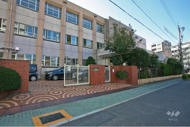 旭丘小学校