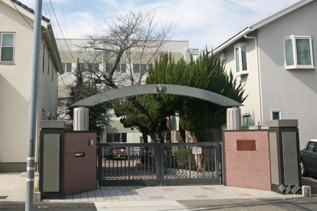桜山中学校