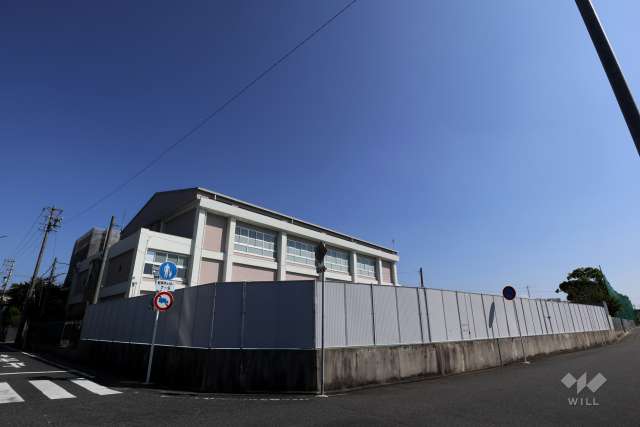中根小学校