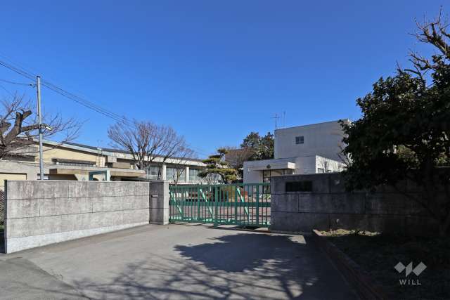 萩山中学校