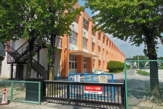 城山小学校