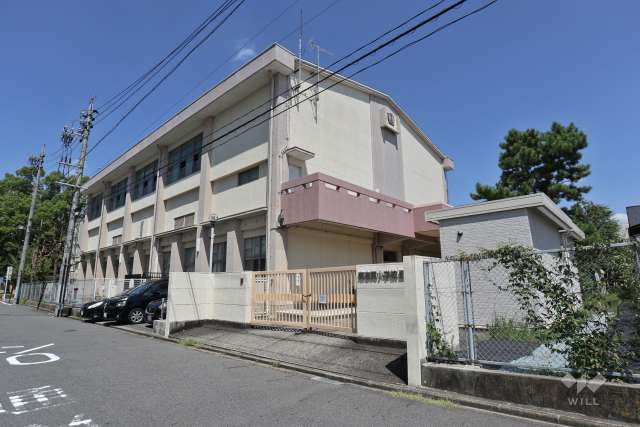 東志賀小学校