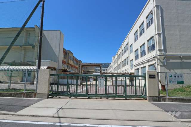 北陵中学校