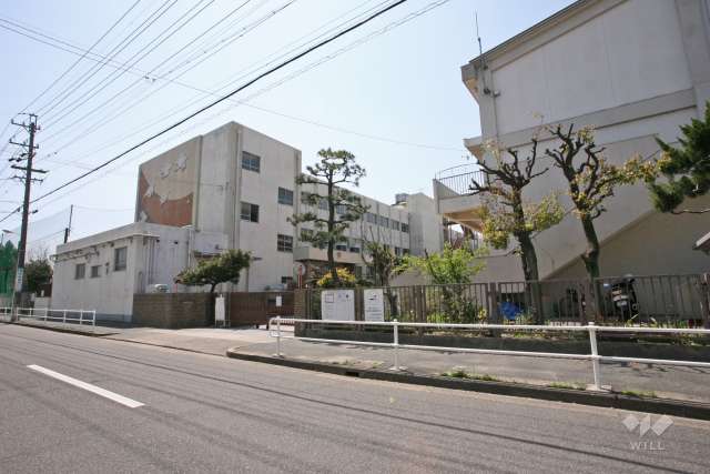 大江中学校