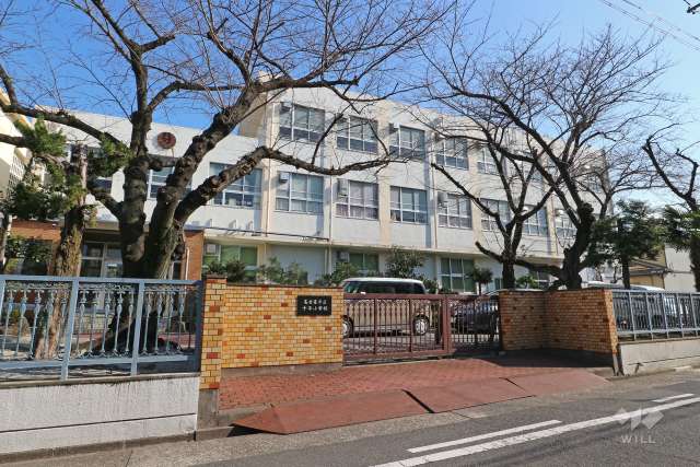 千年小学校