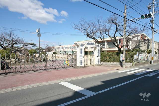 平子小学校