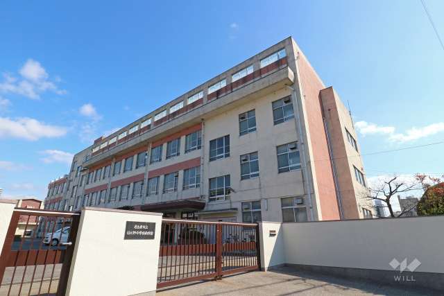 日比野中学校・南校舎