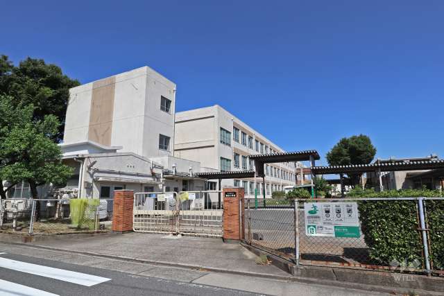 諏訪小学校