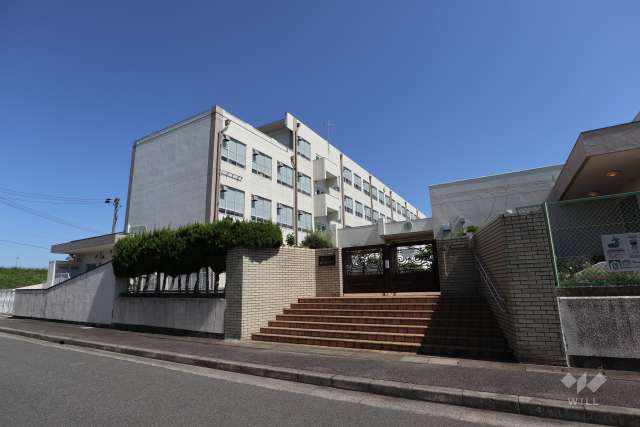 比良西小学校