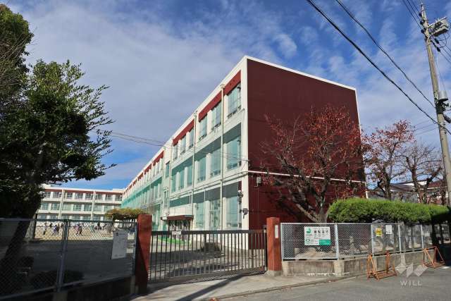 荒子小学校