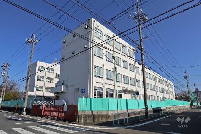 春田小学校