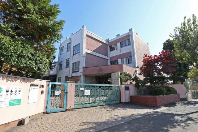 西前田小学校
