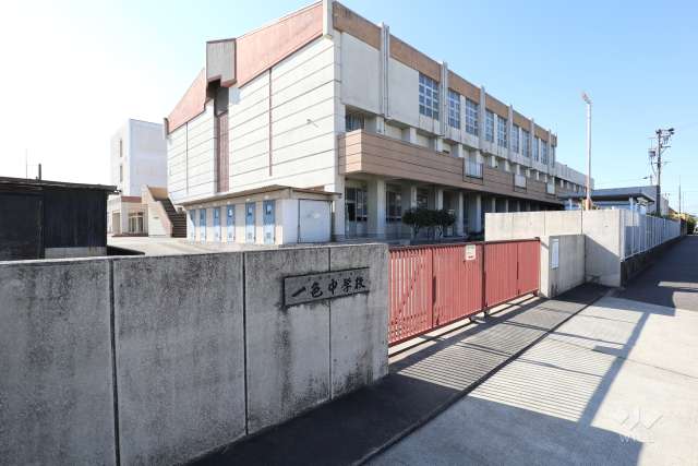 一色中学校