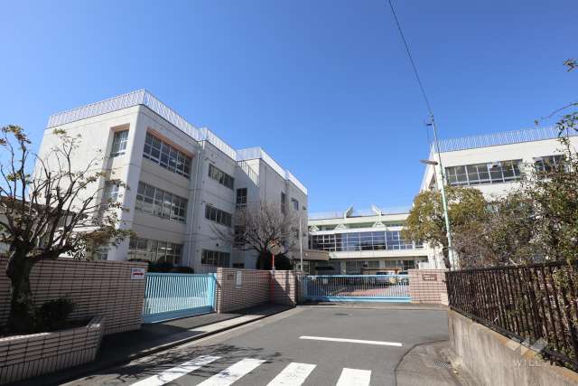 福春小学校