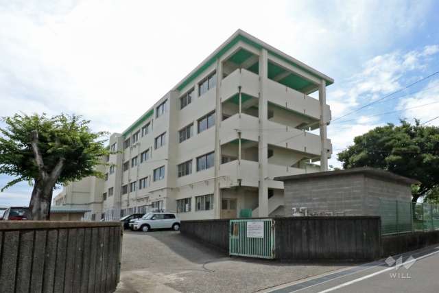 大手小学校
