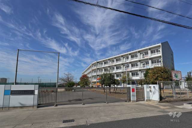 出川小学校