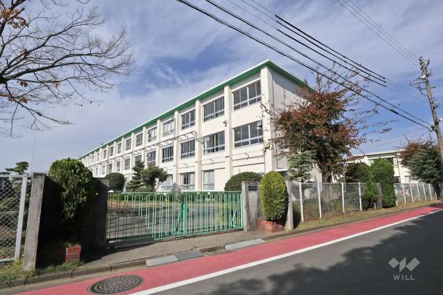 藤山台中学校