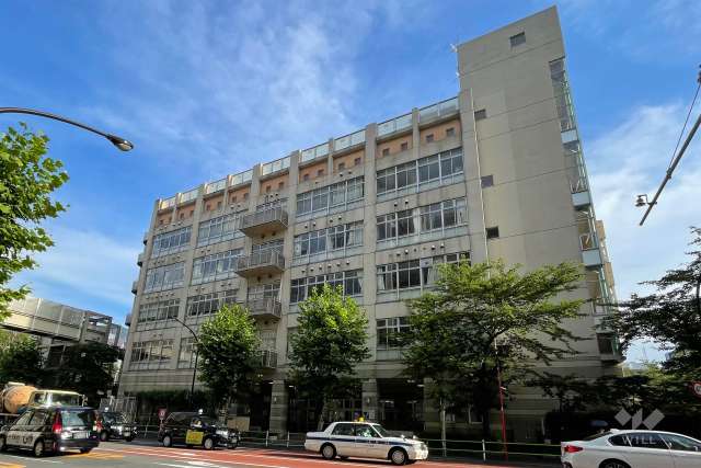 御成門小学校