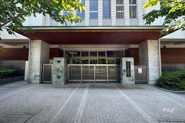 御殿山小学校