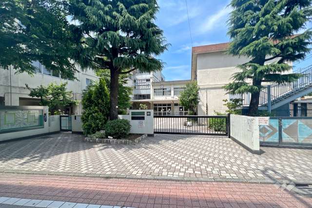 大岡山小学校