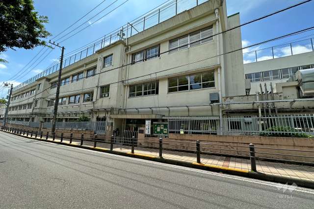 戸越小学校