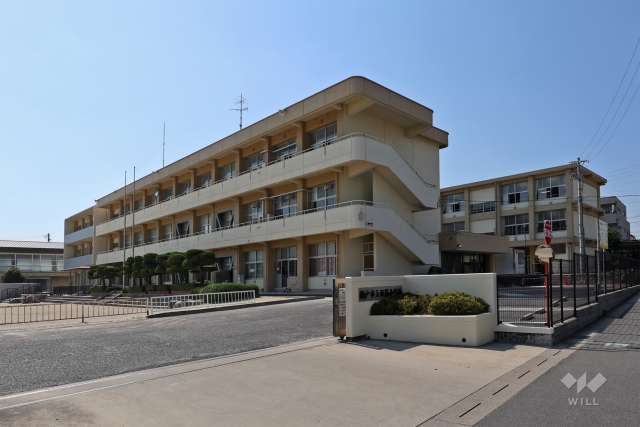 效範小学校