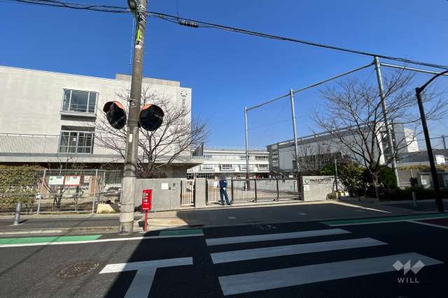 下北沢小学校