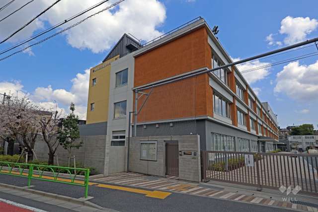 城山小学校