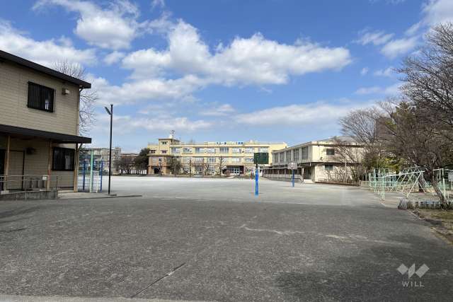 住吉小学校