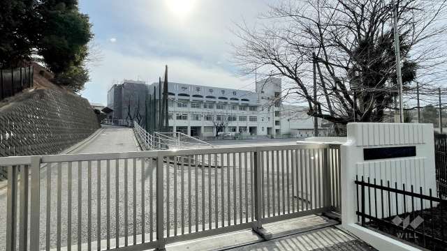 平中学校