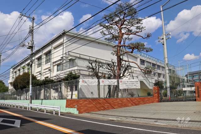 緑丘中学校
