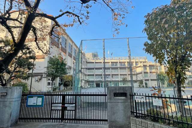 第六日暮里小学校